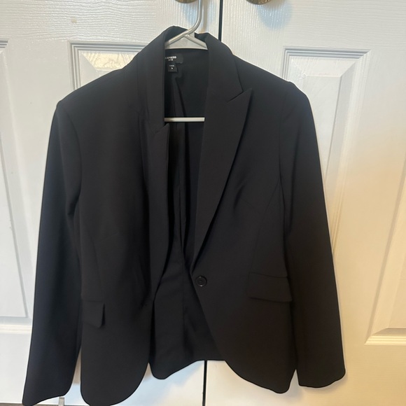 Editor One Button 24" Blazer - Picture 4 of 5